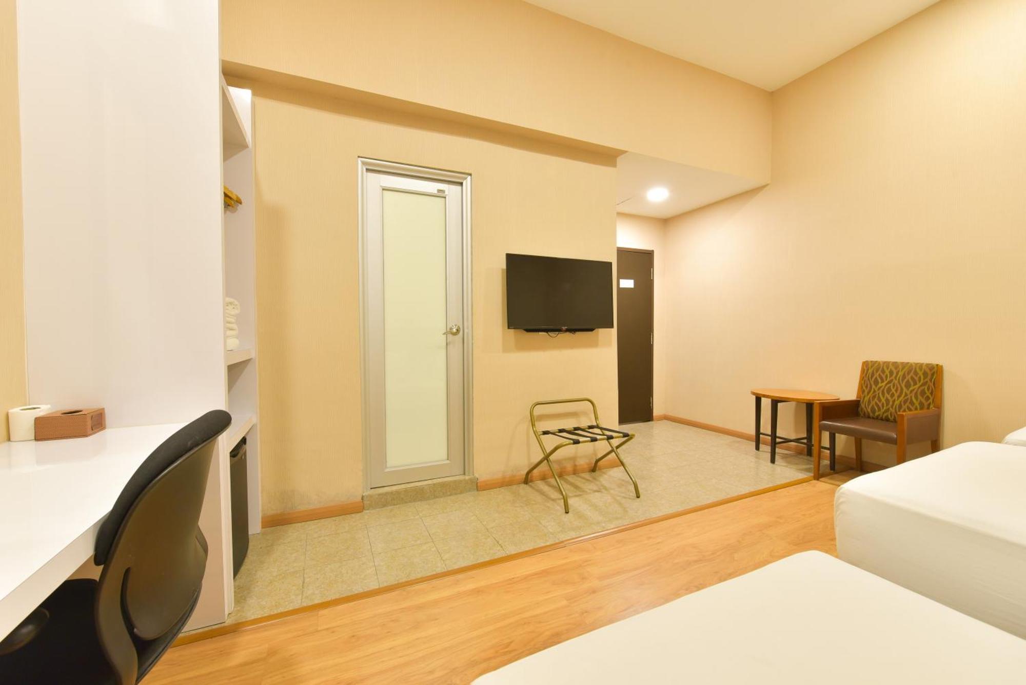 Townhouse Oak Hotel Holmes Johor Jaya Джохор-Бару Екстер'єр фото