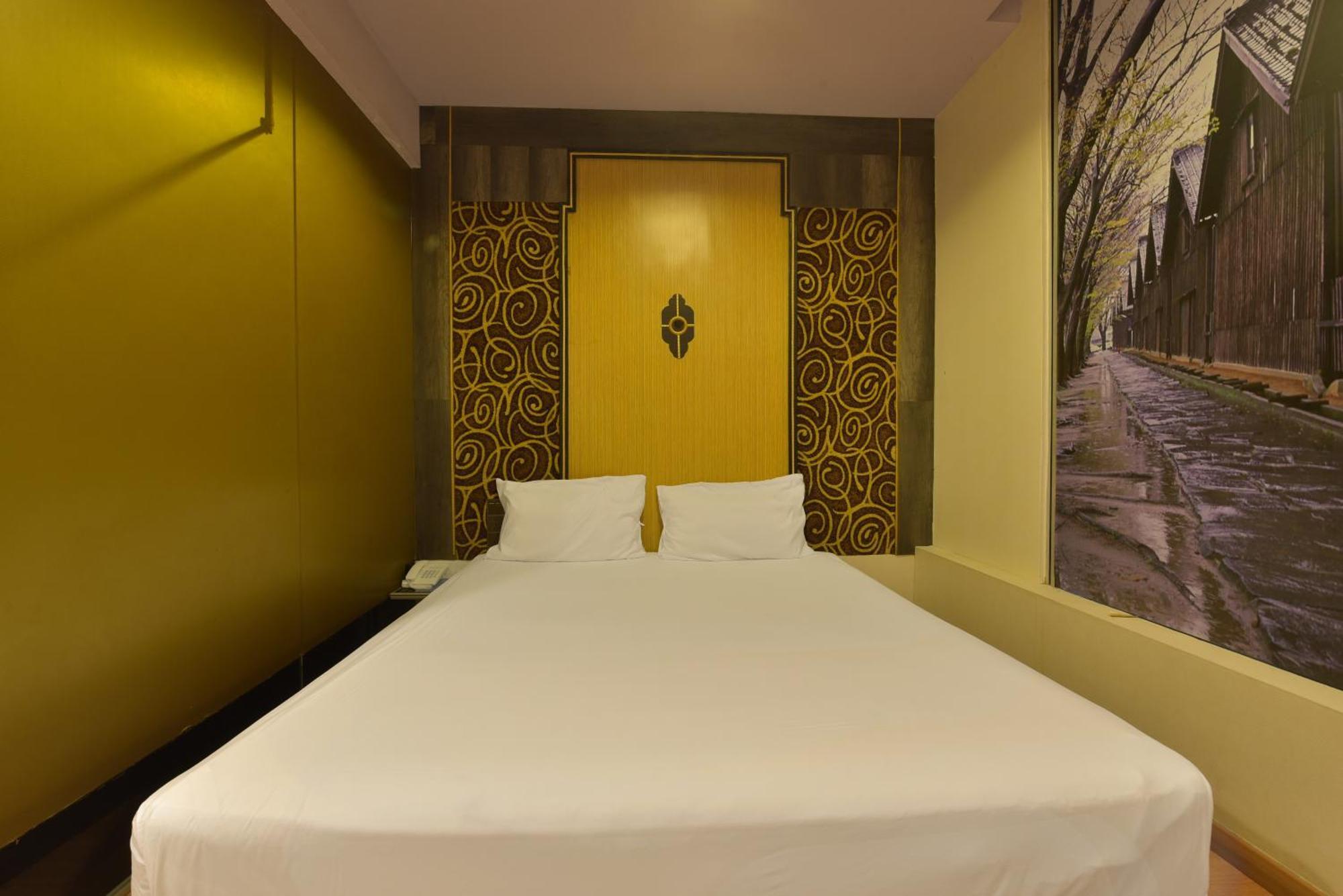 Townhouse Oak Hotel Holmes Johor Jaya Джохор-Бару Екстер'єр фото