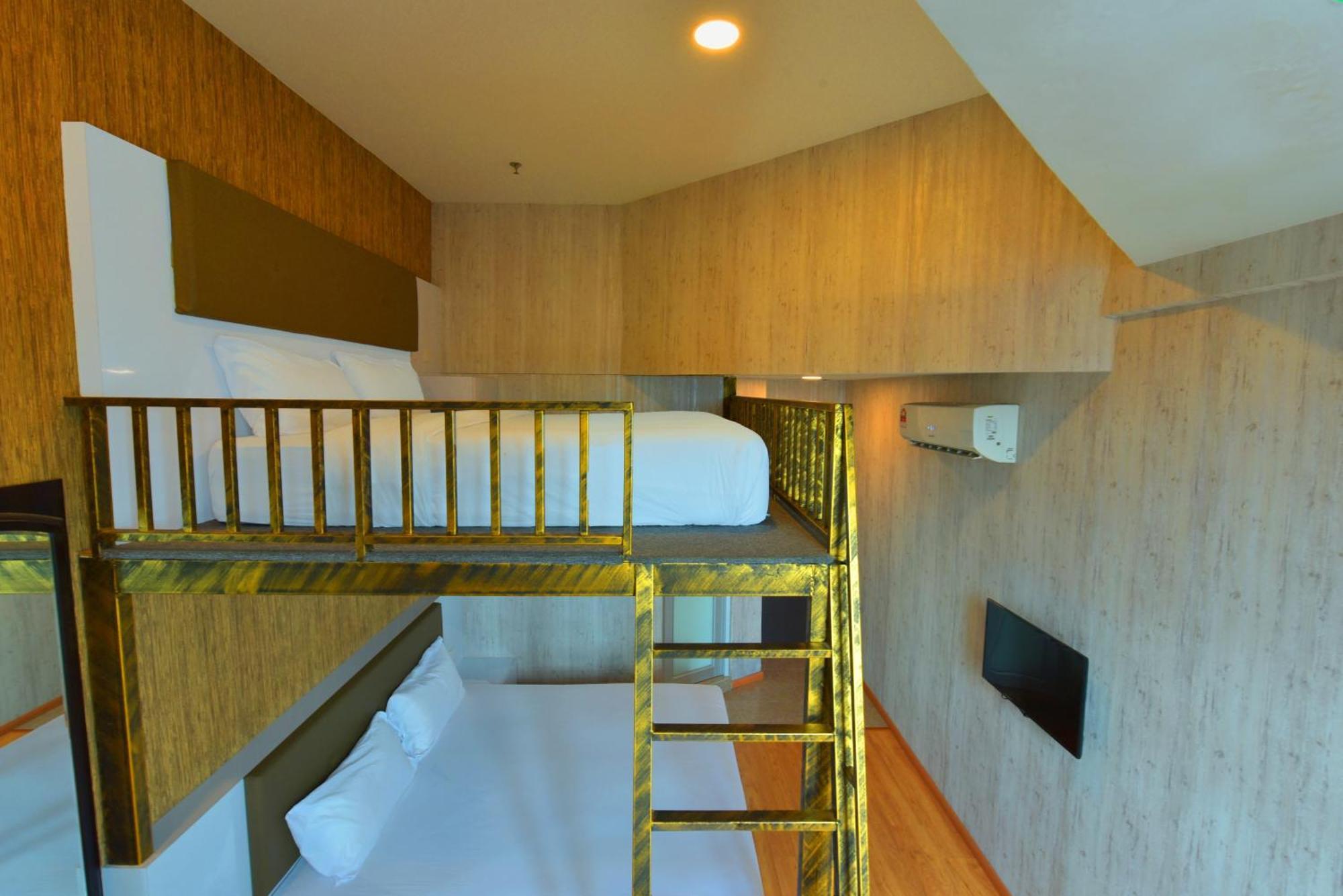 Townhouse Oak Hotel Holmes Johor Jaya Джохор-Бару Екстер'єр фото