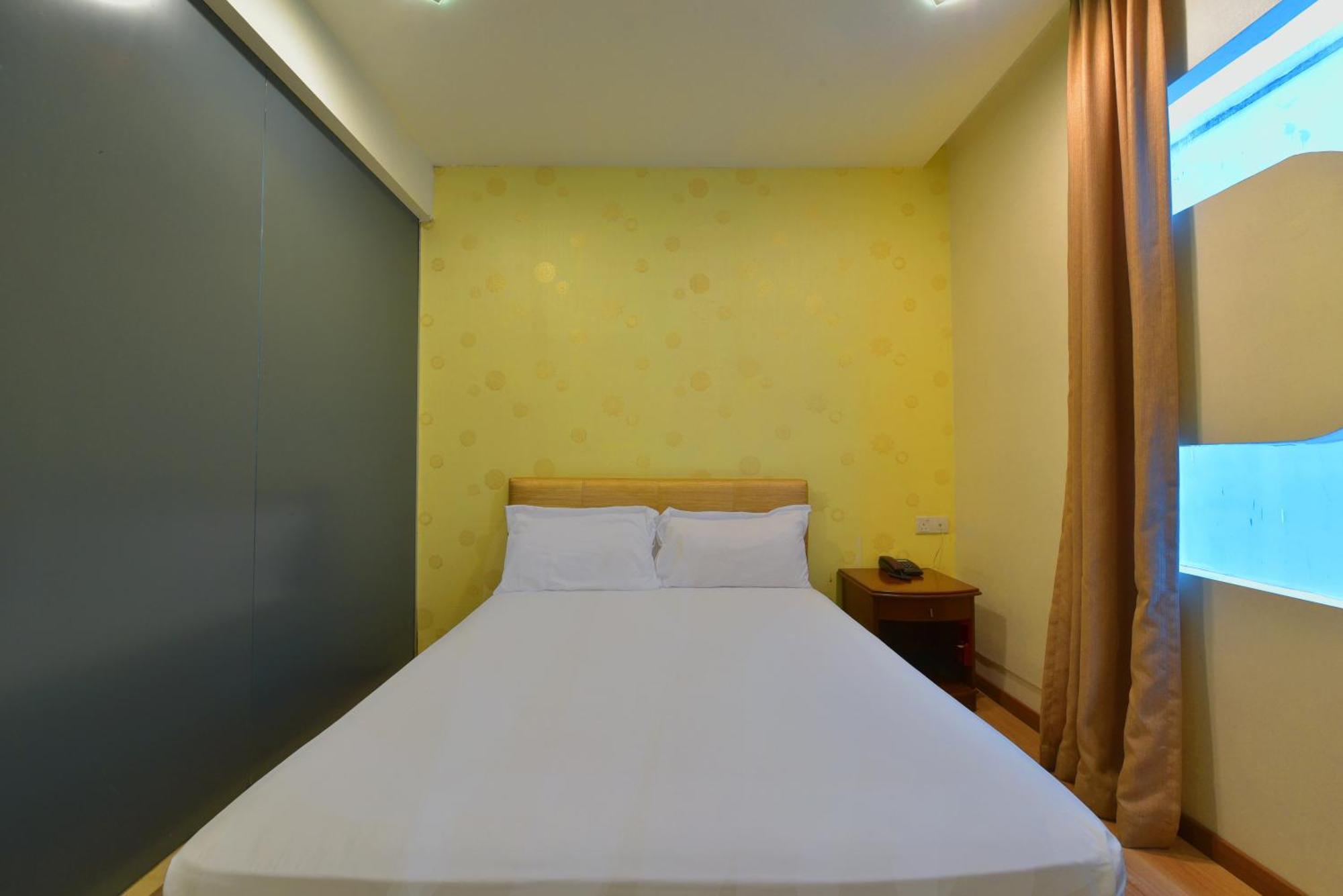 Townhouse Oak Hotel Holmes Johor Jaya Джохор-Бару Екстер'єр фото