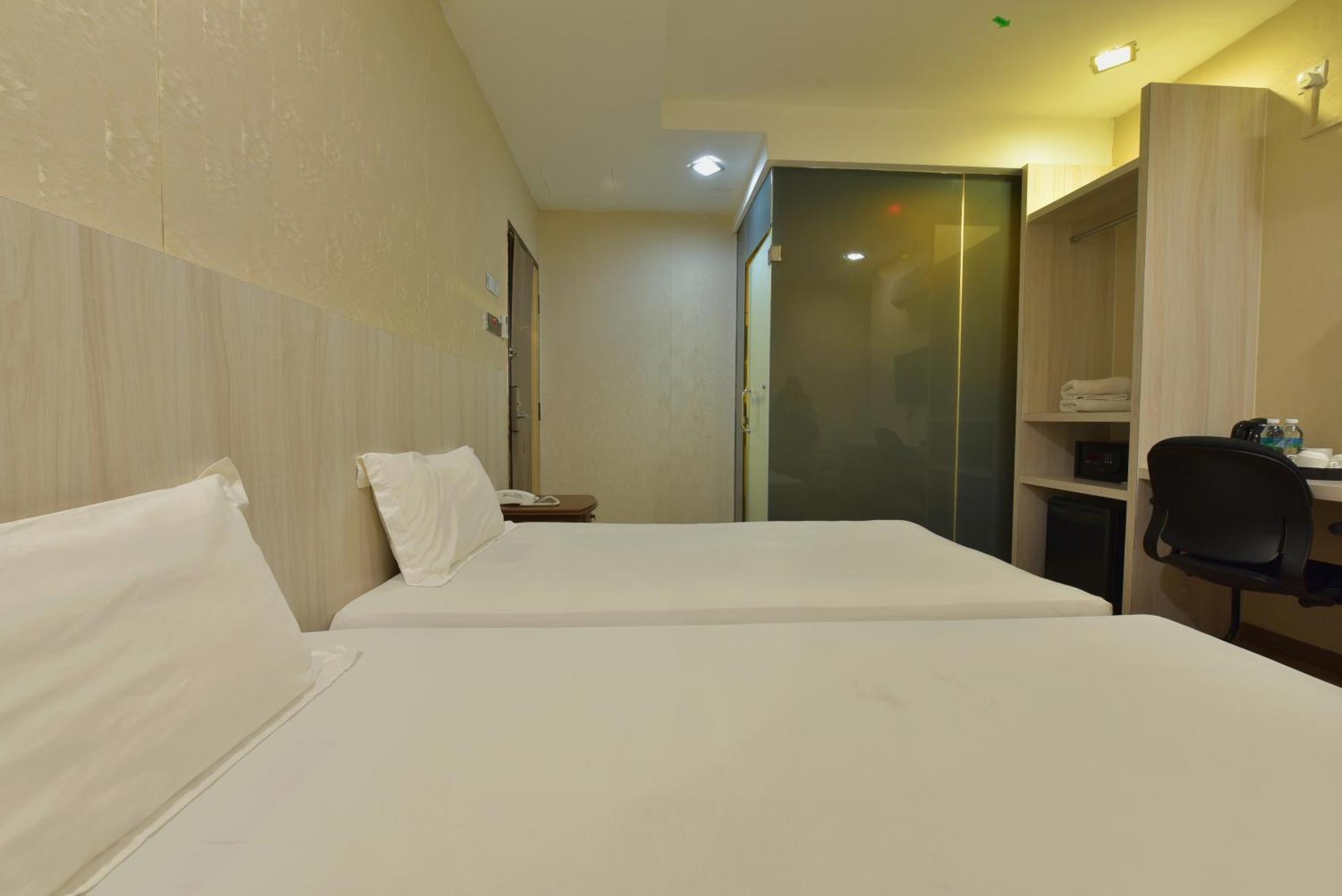 Townhouse Oak Hotel Holmes Johor Jaya Джохор-Бару Екстер'єр фото