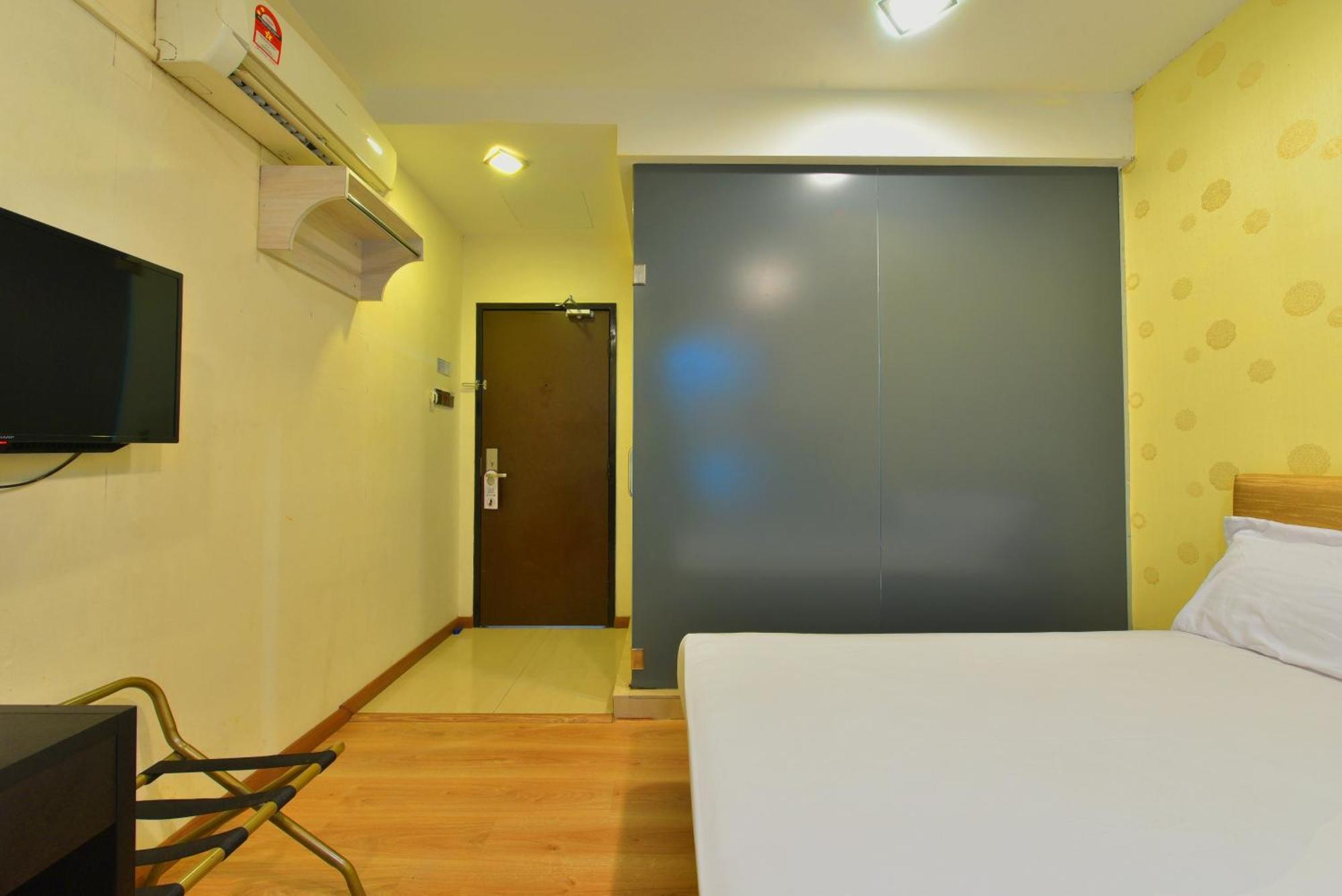 Townhouse Oak Hotel Holmes Johor Jaya Джохор-Бару Екстер'єр фото
