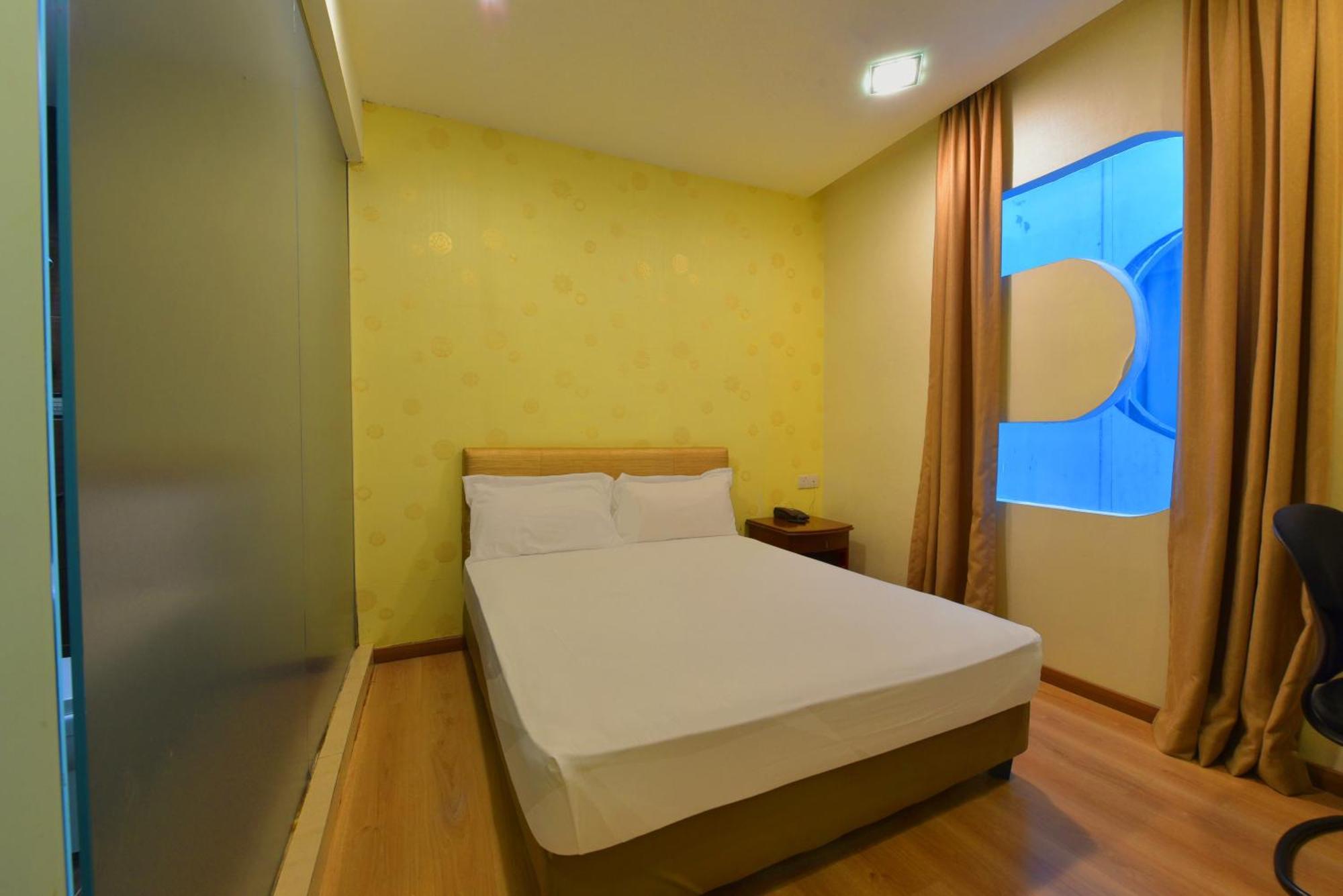 Townhouse Oak Hotel Holmes Johor Jaya Джохор-Бару Екстер'єр фото