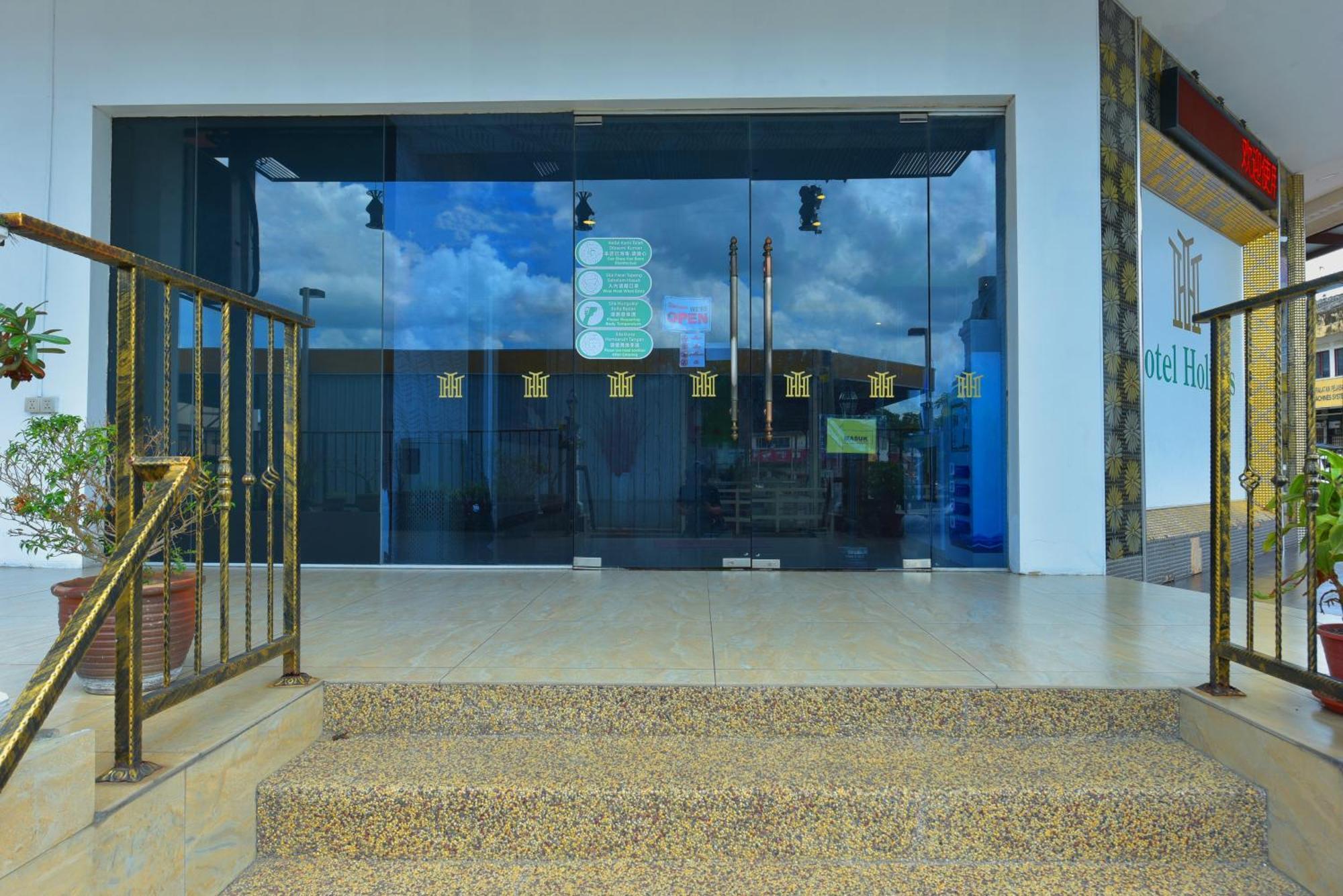 Townhouse Oak Hotel Holmes Johor Jaya Джохор-Бару Екстер'єр фото